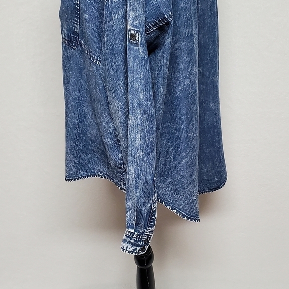 LIVERPOOL Jeans Washed Out High Low Button Up Split Back Top Large - Picture 8 of 13